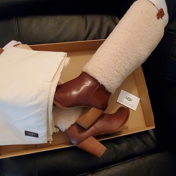 ❗ UGG ❗Size 6 - Picture 6 of 6